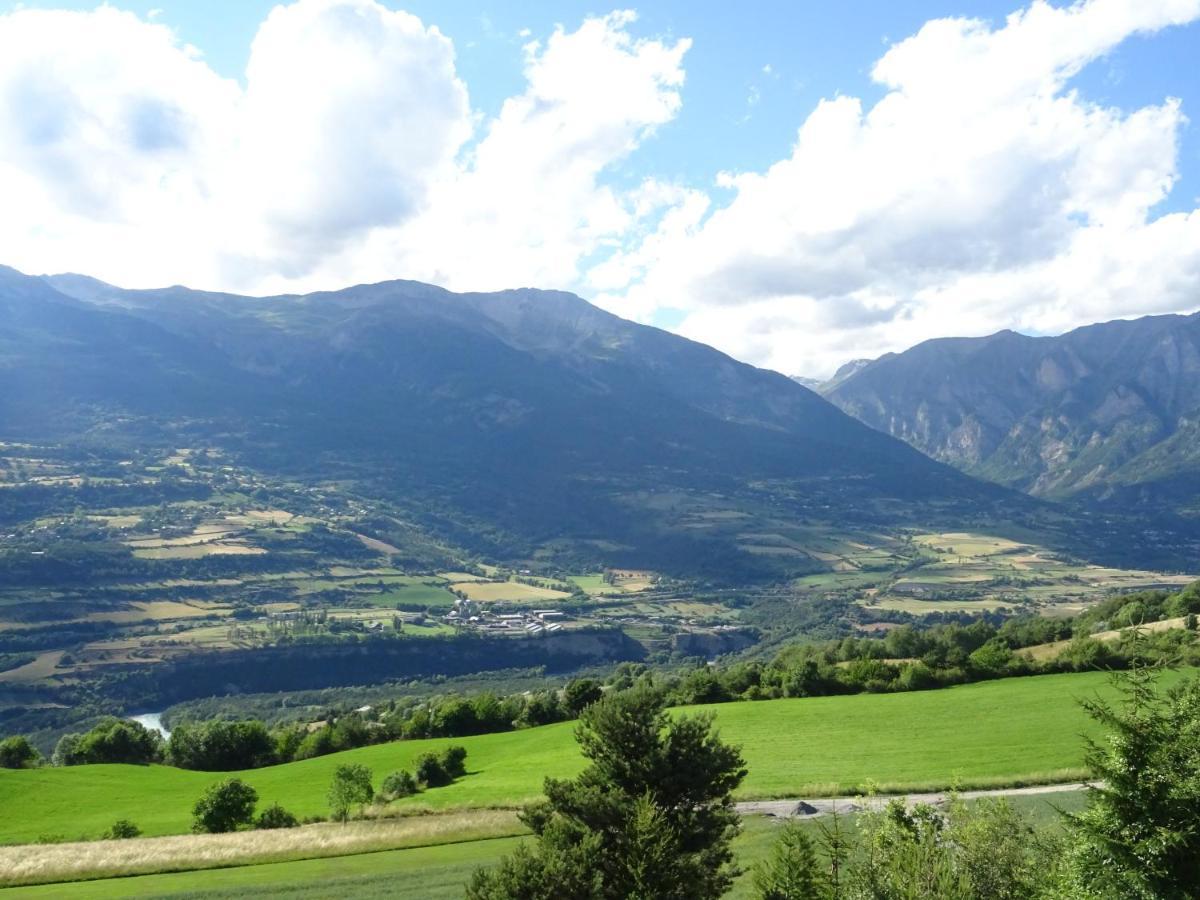 Le Massif Des Ecrins Crots Buitenkant foto